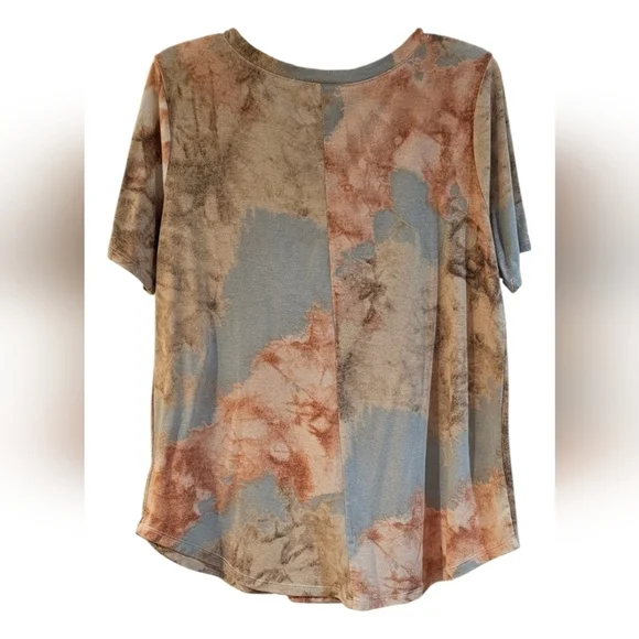 Zenana - Tie-dye V-Neck Short Sleeve Relaxed Tee​​​​​ - Picture 2 of 7